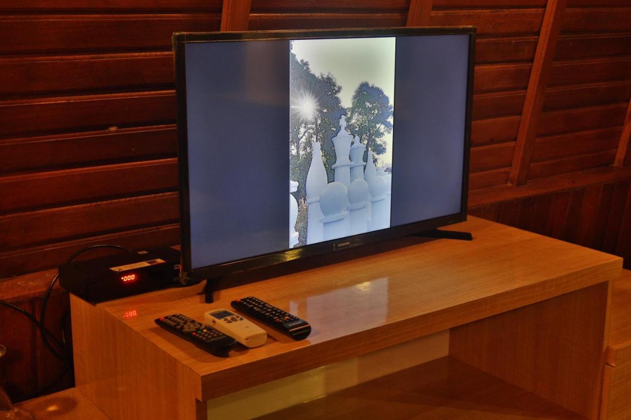 Narwastu Hills Hotel Tomohon Luaran gambar